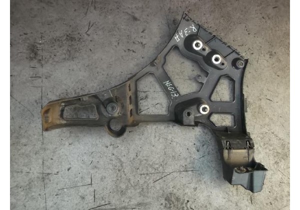 Кронштейн заднього бампера правий Renault Megane III, хетчбек, 850440006R *